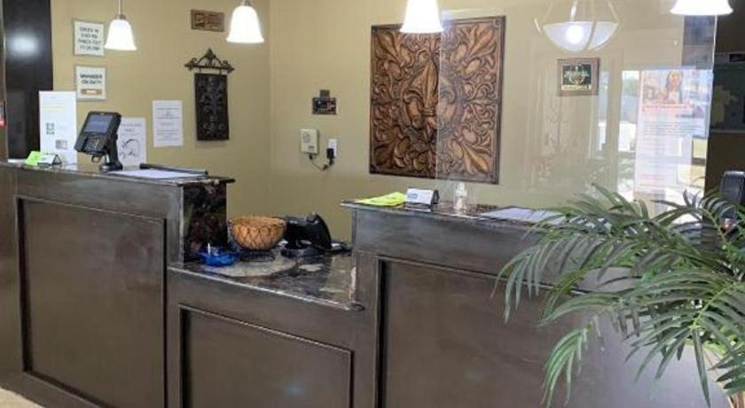 Rodeway Inn & Suites Winnfield Екстер'єр фото